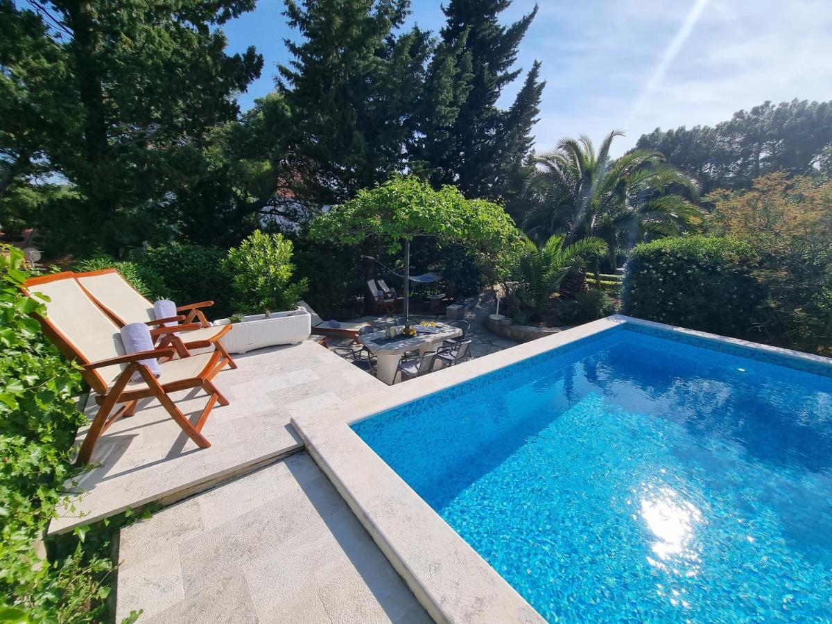 Villa Ilaria Bol Exterior foto