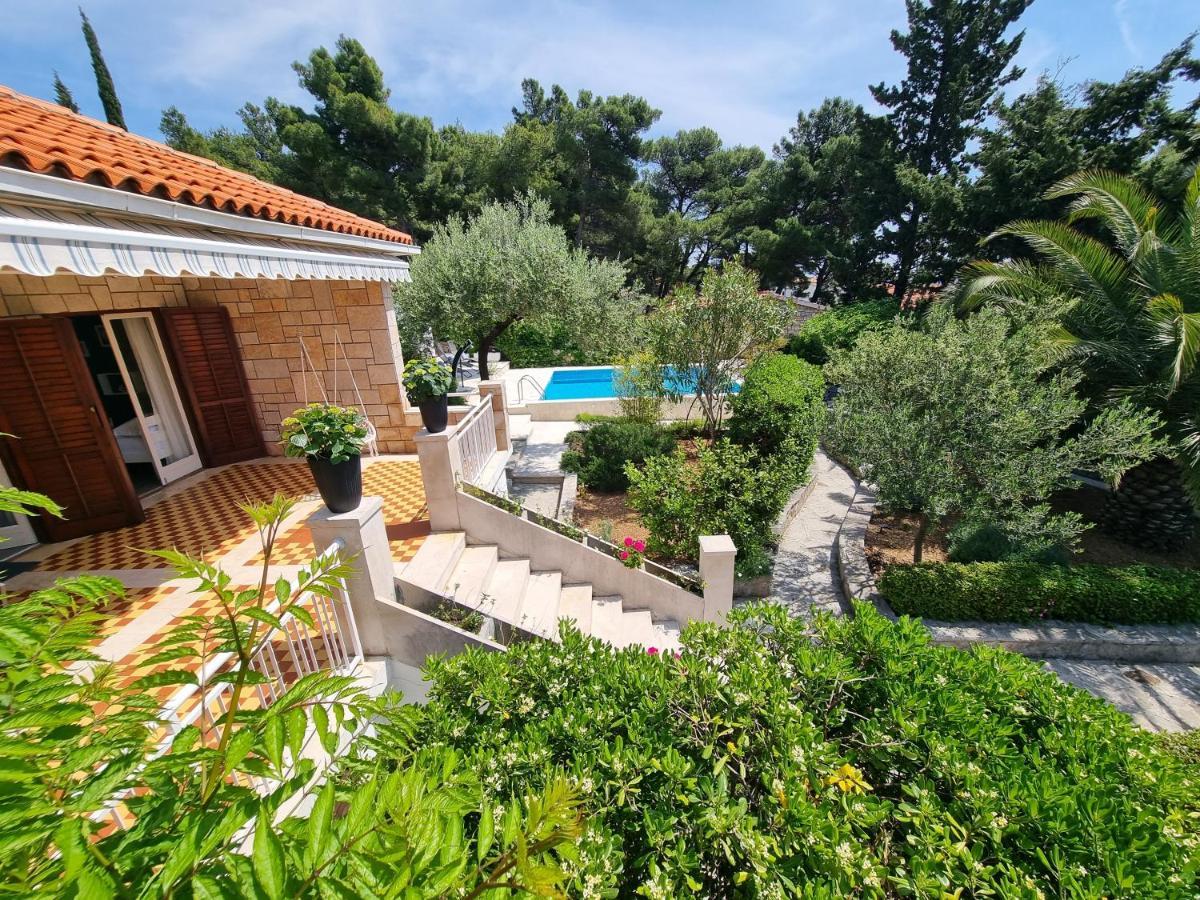 Villa Ilaria Bol Exterior foto