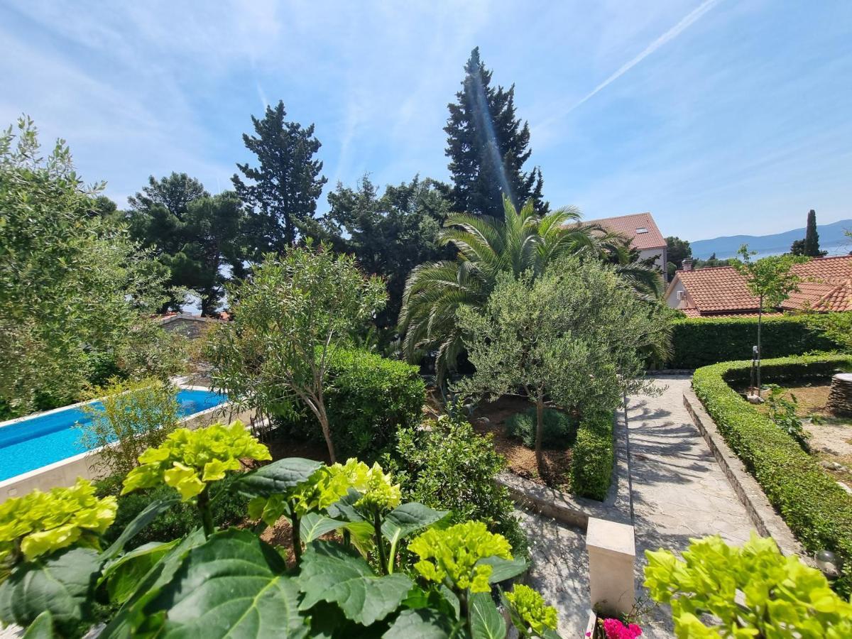 Villa Ilaria Bol Exterior foto