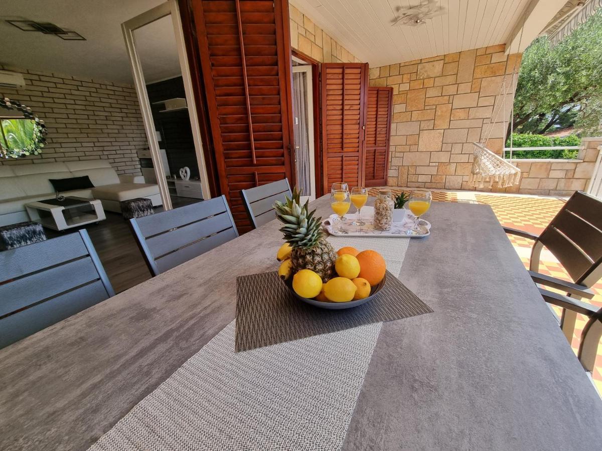 Villa Ilaria Bol Exterior foto